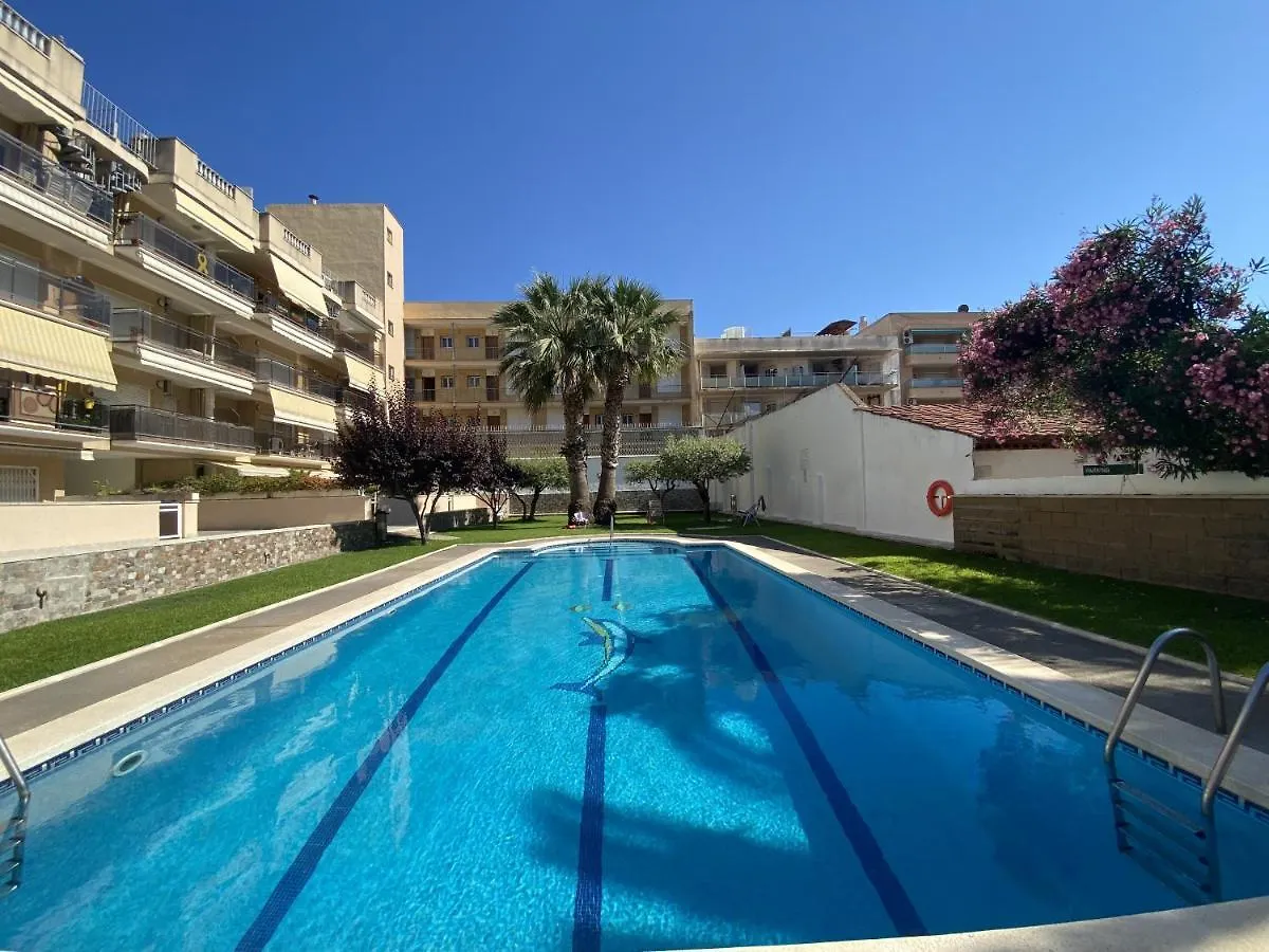 R128 Apartamento Camen Calafell